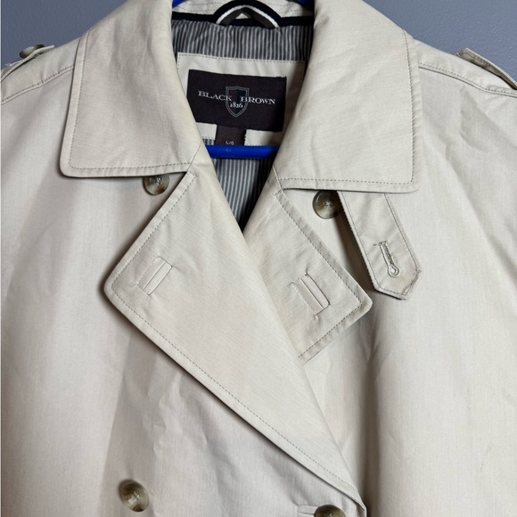 Black Brown 1826 Cream Tan Trench Coat with Belted Waist - Picture 2 of 8